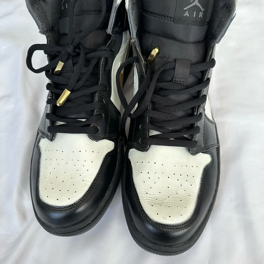 NIKE AIR JORDAN CUSTOM PAINTED MENS SNEAKERS - Picture 7 of 8